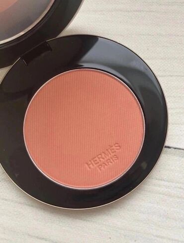 японская косметика: Hermes Blush 23 Rose Blush, новые румяна. Батч-код 02126 Причина