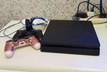 slim stay qiymeti: PlayStation 4 slim 1tb 2 pult 1 qulaqcıq batrer yox qiymət son ps4
