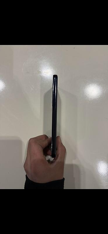4060 пк: Samsung Galaxy S22, Б/у, цвет - Черный — 3