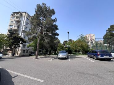 bakida satilan yataqxana evler: Bakı, Əhmədli, 5 otaqlı, Köhnə tikili, m. Əhmədli, 120 kv. m