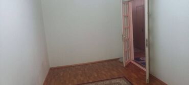 сдается 2 комнатная квартира город ош: 2 бөлмө, 45 кв. м, Жеке план, 2 кабат, Косметикалык ремонт