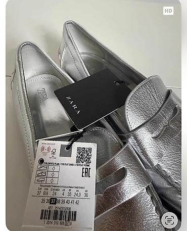 кожаные брюки: Лоферы ZARA, модель 2181/310, цвет серебристый (metallic) — 2