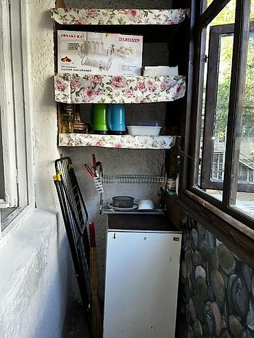 с подселениеи: 1 комната, 15 м², Ошский мкр., Общежитие, 2 этаж — 4