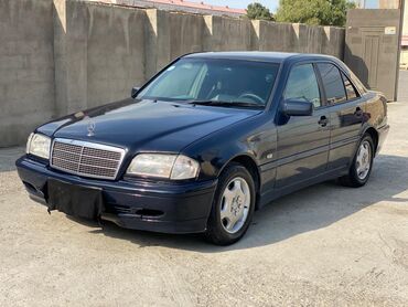 Mercedes-Benz: Mercedes-Benz C-Class: 1.8 l | 1997 il Sedan — 2