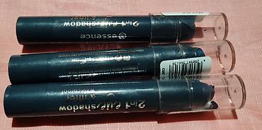 Šminka: Set kozmetike za usne i obrve – više komada Sadržaj: - Tečni ruževi i — 5