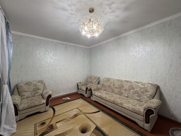 тумбочки прикроватные кожаные: Комплект мягкой мебели, цвет - Бежевый