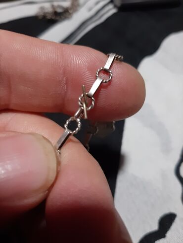 Ostali nakit: Narukvica stara srebrna 835 finoce sa srebrnim privescima na gradove na lalafo.rs — 6 Ostali nakit: Narukvica stara srebrna 835 finoce sa srebrnim privescima na gradove — 6