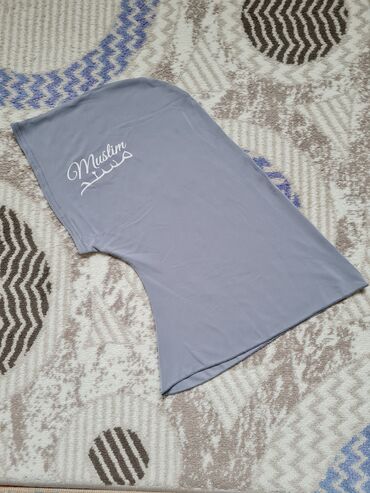 calvin klein euphoria qiymeti: Hicab satılır.Yenidir. Əldə yalnız bu rəng var.Material yumşaq