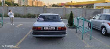 Mazda: Mazda 929: 1989 г., 2.2 л, Механика, Бензин, Седан