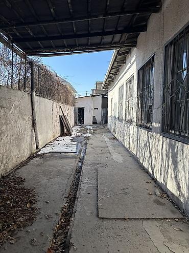 Продажа домов: Дом, 550 м², 9 комнат, Собственник — 8