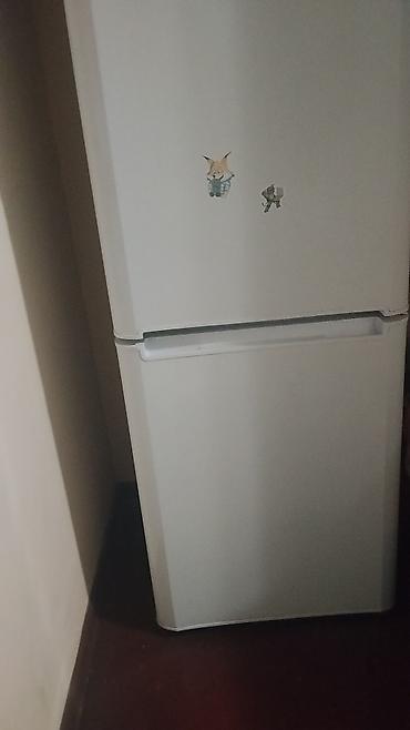 freezer: Холодильник Indesit, классический белый цвет, с нижней морозильной — 2