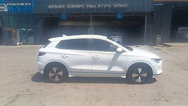 белый dongfeng aeolus e70: BYD Yuan: 2021 г., Вариатор, Электромобиль, Кроссовер — 6