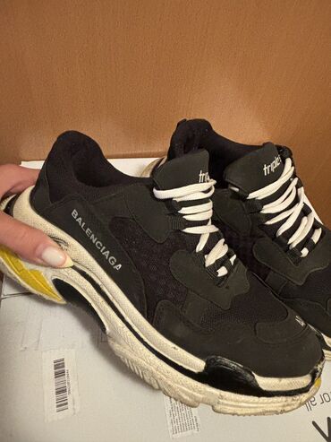 balenciaga triple s: Balenciaga, 40, color - Black