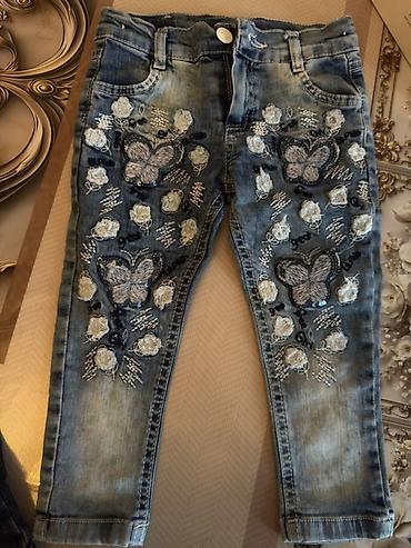 qadin aksesuarları instagram: Şəkillərdə bir neçə fərqli geyim modeli təqdim olunur: • Açıq boz — 5