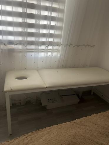 masaj relax: Masaj/Estetik yatağı – ağ rəngli, metal karkaslı, sabit konstruksiya — 1