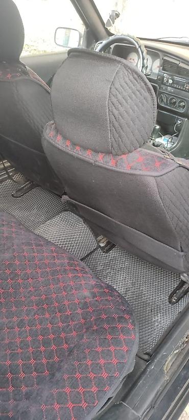 Volkswagen: Volkswagen Passat Variant: 1994 г., 2 л, Механика, Бензин, Универсал — 12