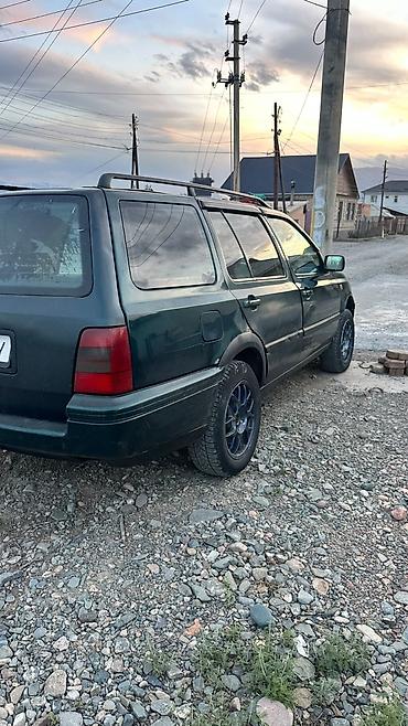 Volkswagen: Volkswagen Golf Variant: 1995 г., 1.8 л, Универсал — 4