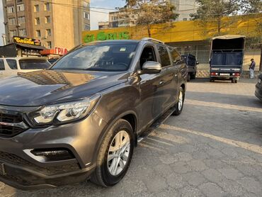 купить ssangyong rexton: Ssangyong Rexton: 2019 г., 2.2 л, Дизель, Пикап