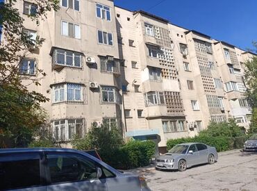 квартира исанова: 4 комнаты, 104 м², Индивидуалка, 2 этаж, Старый ремонт