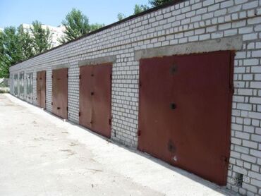 продаю дом в ак орго: 10 м², Металлический, Кирпичный, Бетонный | Охрана, Подвал, погреб