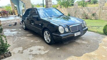 mersedes yeşqa: Mercedes-Benz 240: 2.4 l | 1998 il Sedan