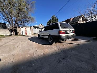 некая: Volkswagen Passat Variant: 1990 г., 1.8 л, Механика, Бензин, Универсал — 4
