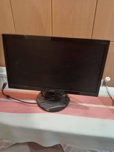 işlənmiş kamputer: Komputer satıram monitor, prosessor,klaviatura, maus, hamısı qiymətə