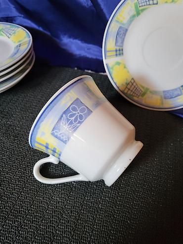 case coca cola: Solje nove velike za kafu iz 90ih.god. Porcelanske solje svedski — 8