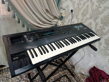 стихи на 9 мая на кыргызском языке: Ensoniq TS-10 — профессиональный синтезатор/рабочая станция для