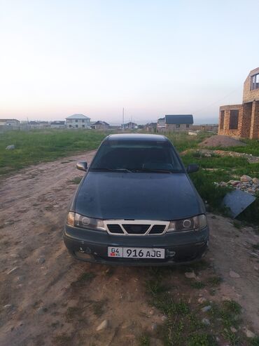mazda tribute машина: Daewoo Nexia: 1994 г., 1.5 л, Механика, Бензин, Седан