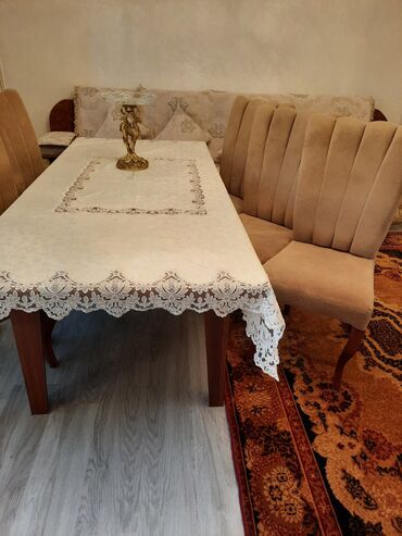 masa desti islenmis: Qonaq otağı üçün, İşlənmiş, Açılan, Kvadrat masa, 6 stul, Azərbaycan