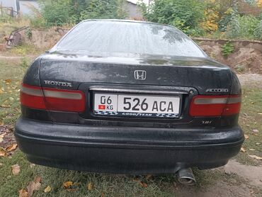 Honda: Honda Accord: 1996 г., 1.8 л, Механика, Бензин, Седан