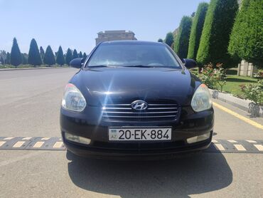 Hyundai Accent: 1.4 l | 2006 il Sedan