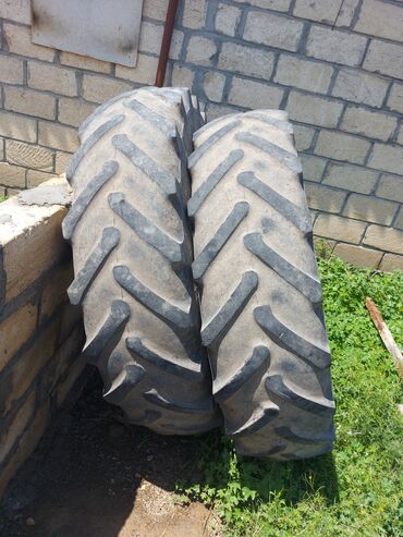 traktor mtz 80: Mtz 80 tekeri 15.38 gorduynuz kimdi almaq isdeyen zeng edib deqiq