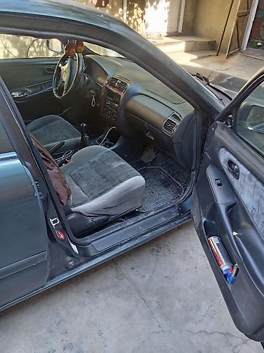 арзан матиз 1: Mazda 626: 2000 г., 1.8 л, Кол менен иштөөчү, Бензин, Седан — 9