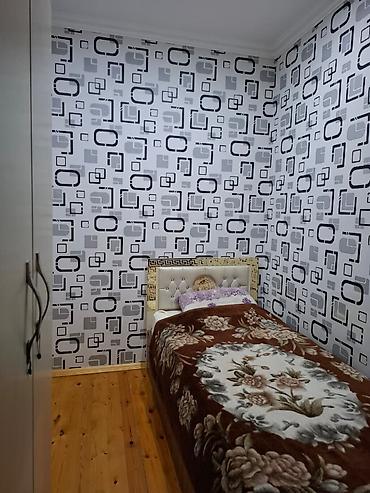 agsuda ev satilir: Bakıxanov qəs., 3 otaqlı, Yeni tikili, 92 kv. m — 5