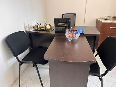 stol ustul: Yeni, Müdir üçün, Kvadrat masa — 2