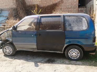 Nissan: Nissan Serena: 1995 г., 2 л, Автомат, Дизель, Фургон — 3