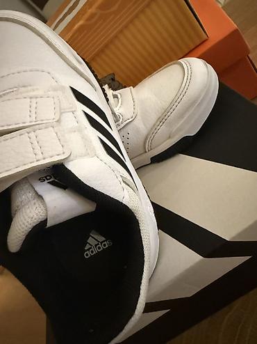 patike cacak: Adidas patike decije muske vel 25/26 stanje kao na slikama — 2