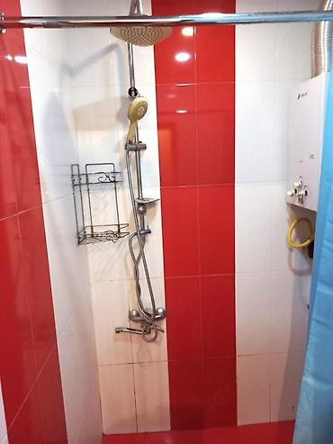 kirayə evlar: İcarəyə verilir 3 otaqlı köhnə tikili 72 m², Neftçilər m. 645 AZN/ay — 2