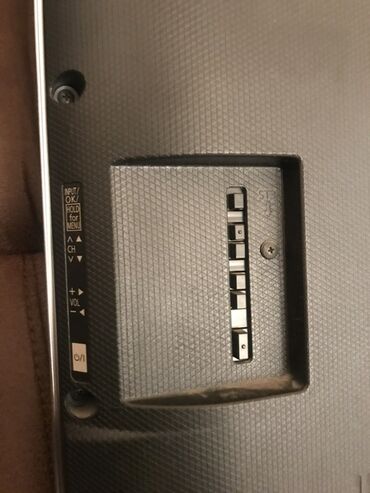 Televizorlar: Panasonic Smart TV – iri diaqonallı, nazik çərçivəli divara montaj — 13