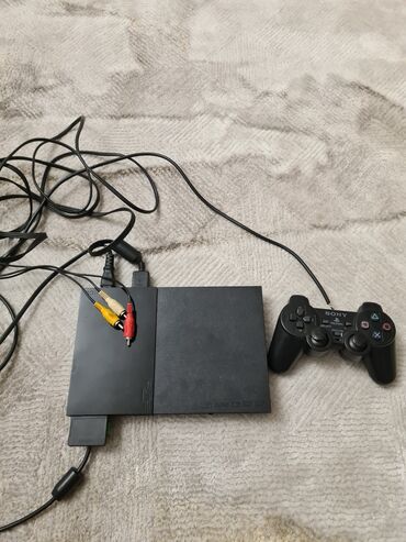 1 yaş tort şəkilləri: Sony PlayStation 2 Slim (PS2) oyun konsolu dəsti. Real