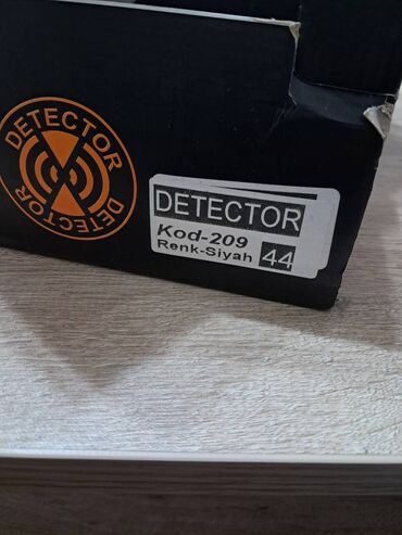 Ayaqqabılar: Trendyoldan səhv ölçü olaraq sifariş edilib, yenidir, geyinilməyib.Tam — 2