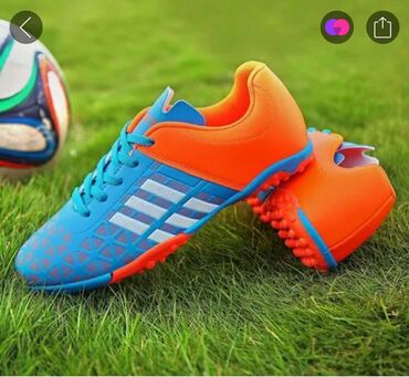 оригинал adidas: Продаем спортивную обувь Ортосайски рынок любой размез