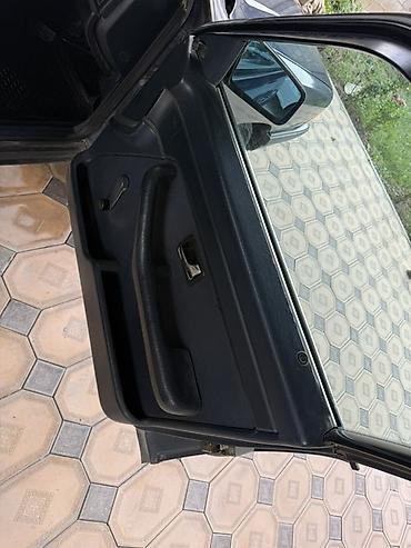 присепы: Audi 100: 1988 г., 1.8 л, Механика, Бензин, Седан — 8