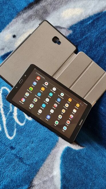 Tableti: Vrhunski tablet samsung,veliki 10.1 inca,ima za sim karticu, nema — 10