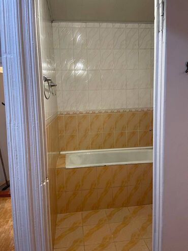 снять квартиру в районе автовокзала: 1 комната, 40 м², 105 серия, 1 этаж, Косметический ремонт