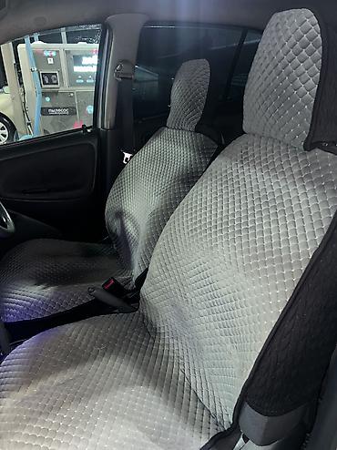 Toyota: Toyota Vitz: 2001 г., 1 л, Автомат, Бензин, Хэтчбэк — 5