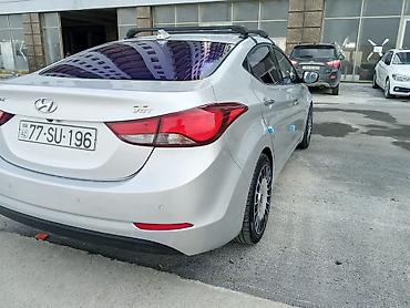 1 64: Hyundai Elantra: 1.6 l | 2015 il Sedan — 6