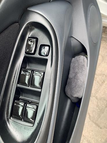 Nissan: Nissan Almera: 2006 г., 1.5 л, Механика, Бензин, Хэтчбэк — 12